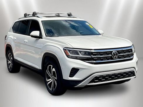 Used 2023 Volkswagen Atlas SEL AWD/4WD image 3