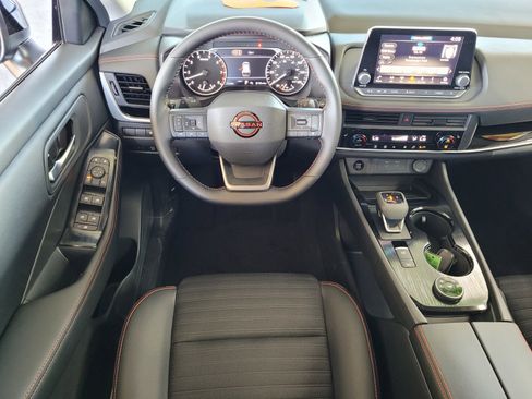 New 2026 Nissan Rogue SV AWD/4WD image 8
