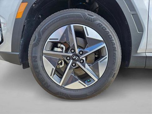 Certified 2025 Hyundai Tucson SEL image 23