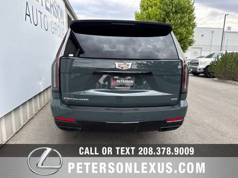 Used 2025 Cadillac Escalade ESV Sport w/ Touring Package AWD/4WD image 5