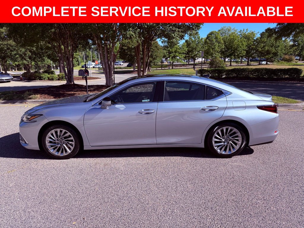 Certified 2022 Lexus ES 350 Ultra Luxury w/ Accessory Package FWD image 4