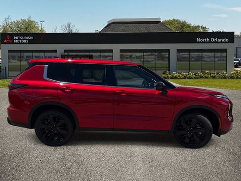 New 2026 Mitsubishi Outlander LE FWD image 6