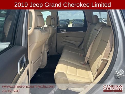 Used 2019 Jeep Grand Cherokee Limited RWD image 18