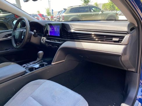 Used 2025 Toyota Camry LE w/ Convenience Package FWD image 36