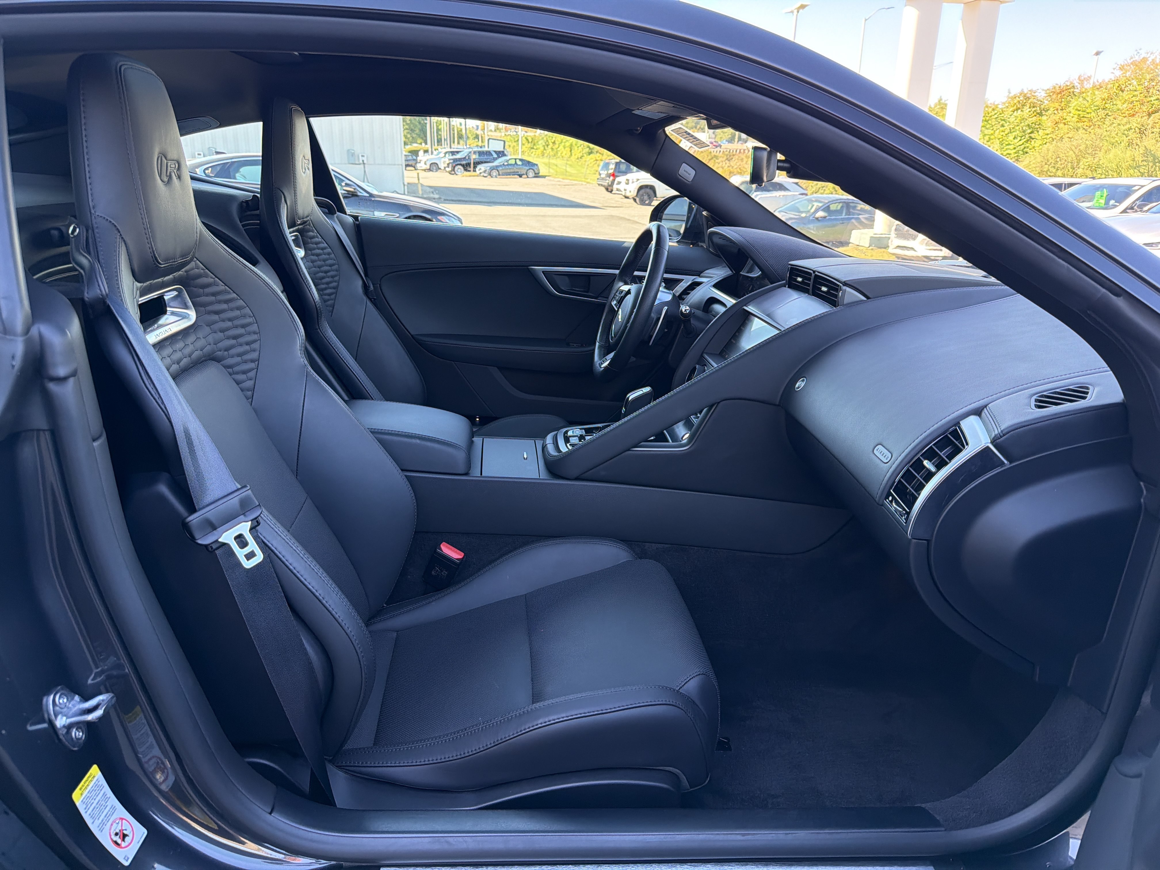 Used 2021 Jaguar F-TYPE R AWD/4WD image 22