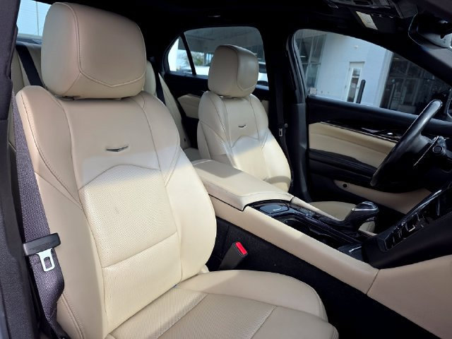 Used 2019 Cadillac CTS Luxury RWD image 12