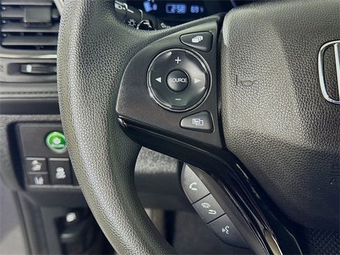 Used 2021 Honda HR-V EX image 16