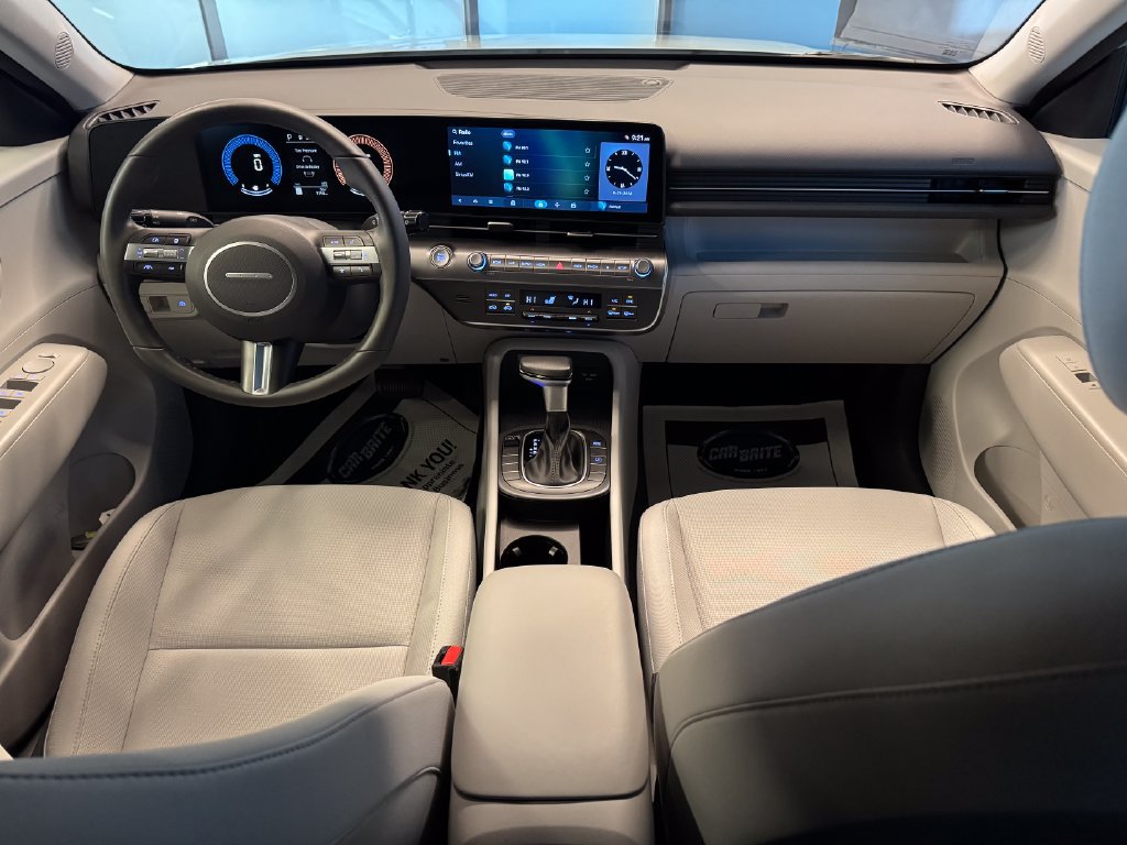 Used 2024 Hyundai Kona SEL FWD image 9