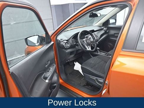 Used 2024 Nissan Kicks SV FWD image 16
