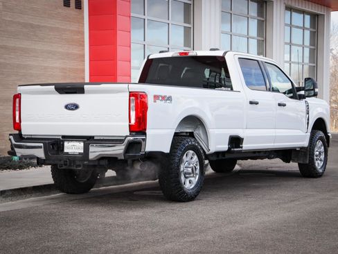 Used 2023 Ford F350 XLT w/ FX4 Off-Road Package image 3