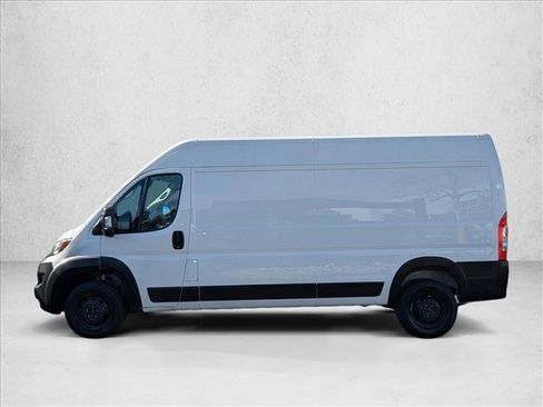 Used 2023 RAM ProMaster 2500 image 8