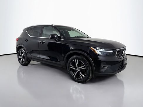 Certified 2023 Volvo XC40 B5 Plus w/ Driver Assist Package image 3