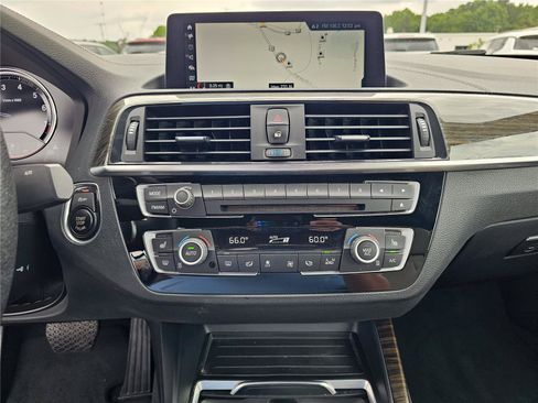 Used 2018 BMW 230i xDrive Convertible AWD/4WD image 23