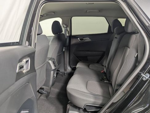 New 2026 Kia Sportage LX AWD/4WD image 23
