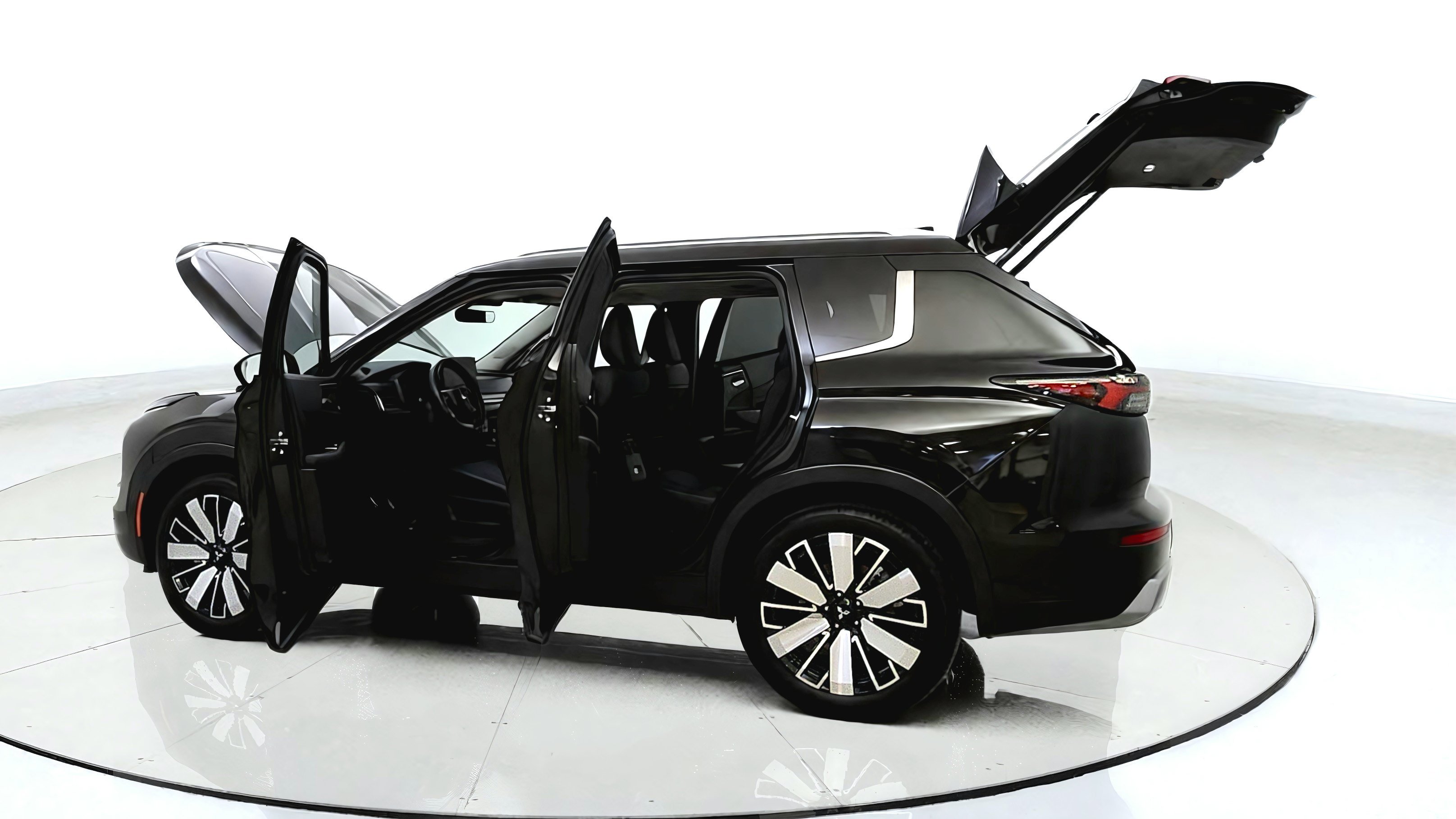 Used 2025 Mitsubishi Outlander AWD image 12