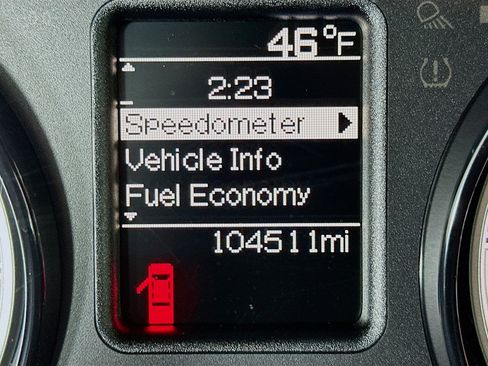 Used 2018 RAM 1500 Express image 19