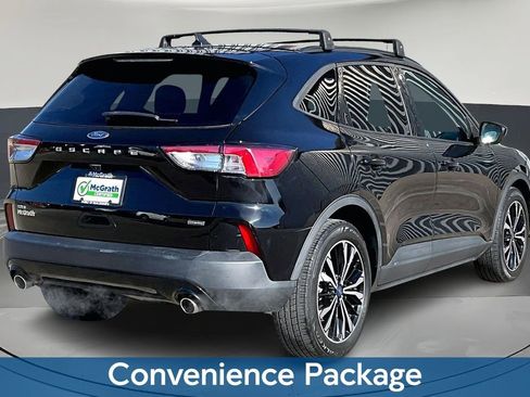 Used 2021 Ford Escape SE w/ SE Sport Appearance Package image 7