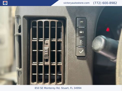 Used 2018 Chevrolet Express 3500 LT w/ LT Preferred Equipment Group RWD image 25