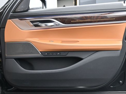 Used 2022 BMW 750i xDrive 750i xDrive w/ Executive Package image 26