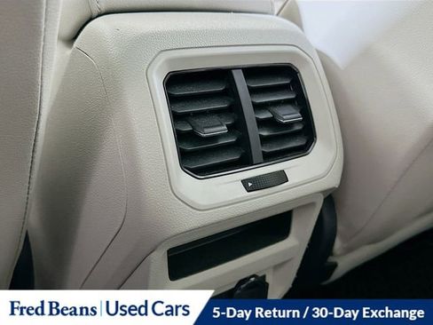 Used 2023 Volkswagen Tiguan SE R-Line image 26