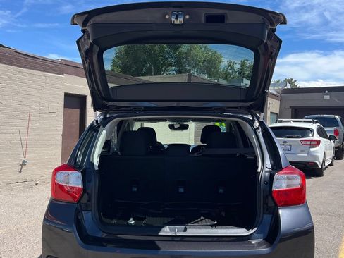 Used 2017 Subaru Crosstrek 2.0i Premium w/ Moonroof Package AWD/4WD image 22
