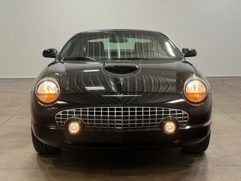 Used 2002 Ford Thunderbird image 28