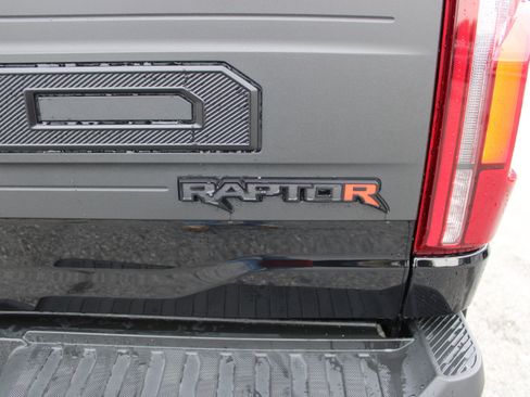 Used 2025 Ford F150 Raptor w/ Equipment Group 803A Raptor R AWD/4WD image 10