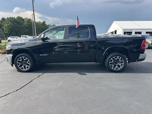 Used 2026 RAM 1500 Laramie AWD/4WD image 5