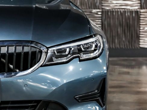 Used 2019 BMW 330i Sedan w/ Convenience Package image 43