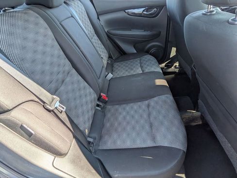 Used 2021 Nissan Rogue Sport SV image 22