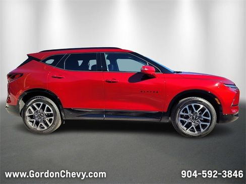 Used 2025 Chevrolet Blazer RS image 7