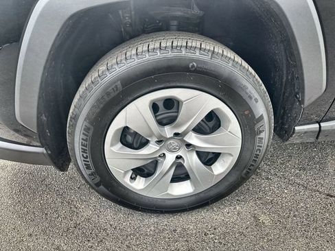Used 2025 Toyota RAV4 LE FWD image 19