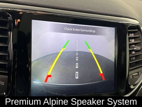 Used 2020 Jeep Grand Cherokee Limited w/ Luxury Group II image 8