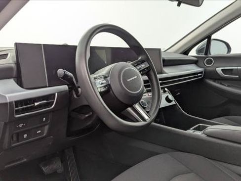 Used 2025 Hyundai Sonata SEL FWD image 23