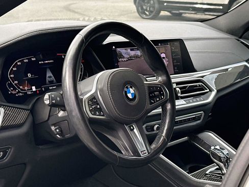 Used 2021 BMW X6 M50i w/ Executive Package image 31