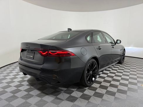 Used 2024 Jaguar XF R-Dynamic SE AWD/4WD image 9