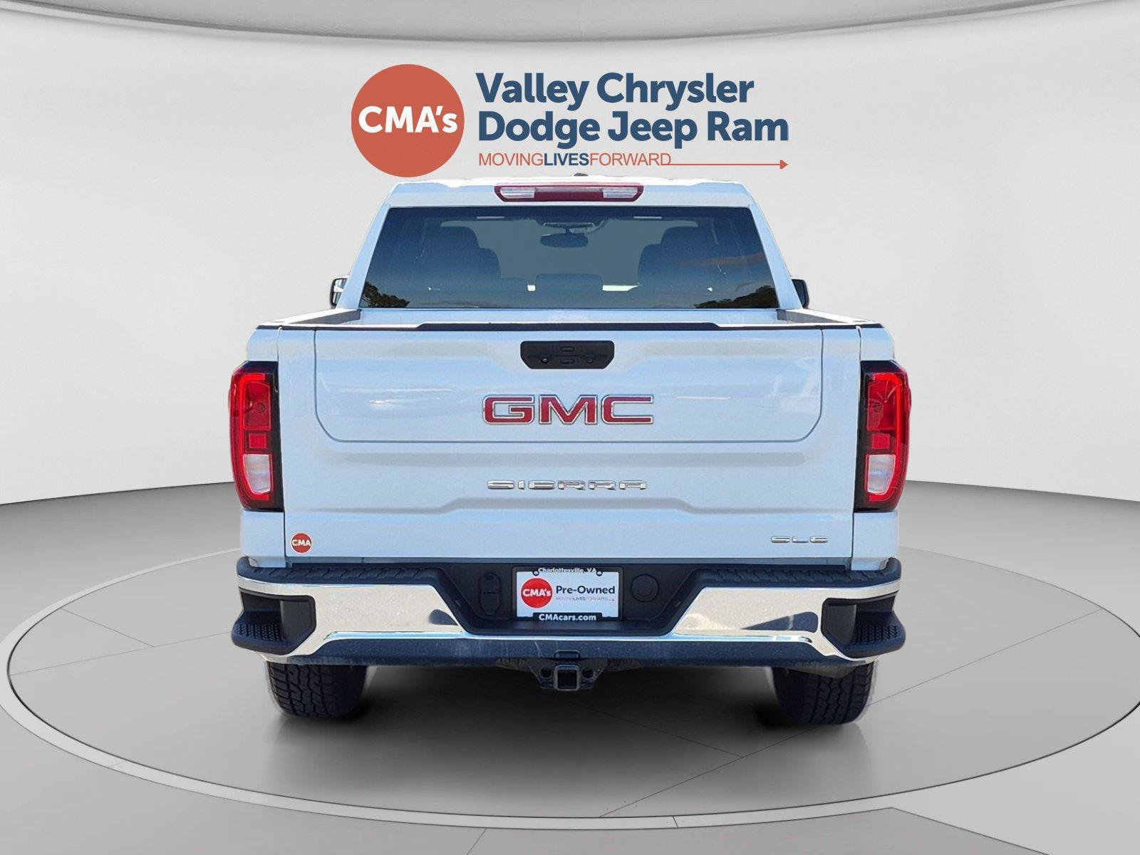 Used 2024 GMC Sierra 1500 SLE AWD/4WD image 4