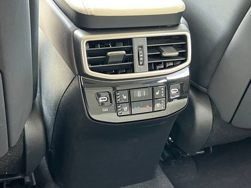 Used 2024 Lexus RX 350 w/ Convenience Package AWD/4WD image 39