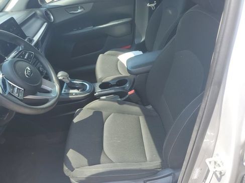 Used 2021 Kia Forte LXS FWD image 16