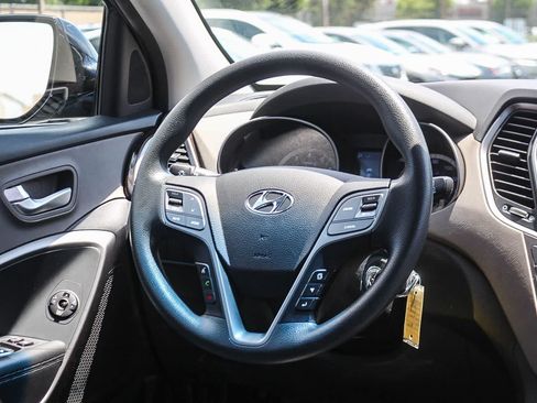 Used 2019 Hyundai Santa Fe XL SE FWD image 19