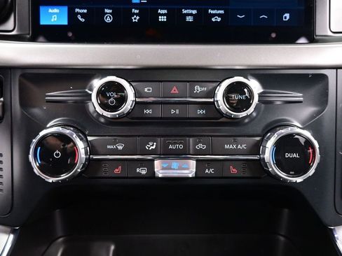 Used 2025 Ford F150 Lightning XLT image 17