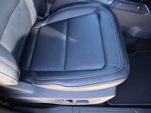 New 2025 Ford Bronco Outer Banks image 14