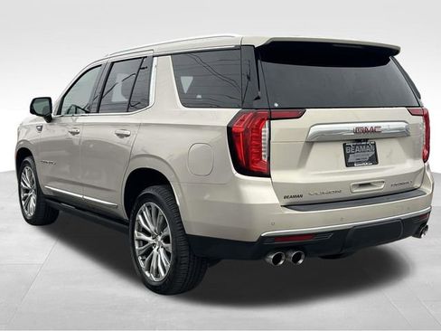 Used 2021 GMC Yukon Denali w/ Denali Premium Package image 5