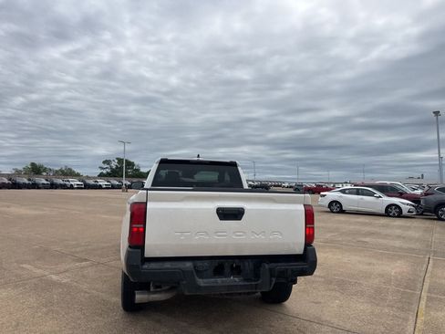 Used 2024 Toyota Tacoma SR RWD image 18