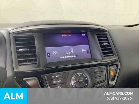 Used 2020 Nissan Pathfinder S image 24