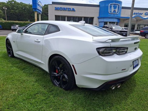 Used 2024 Chevrolet Camaro SS RWD image 4