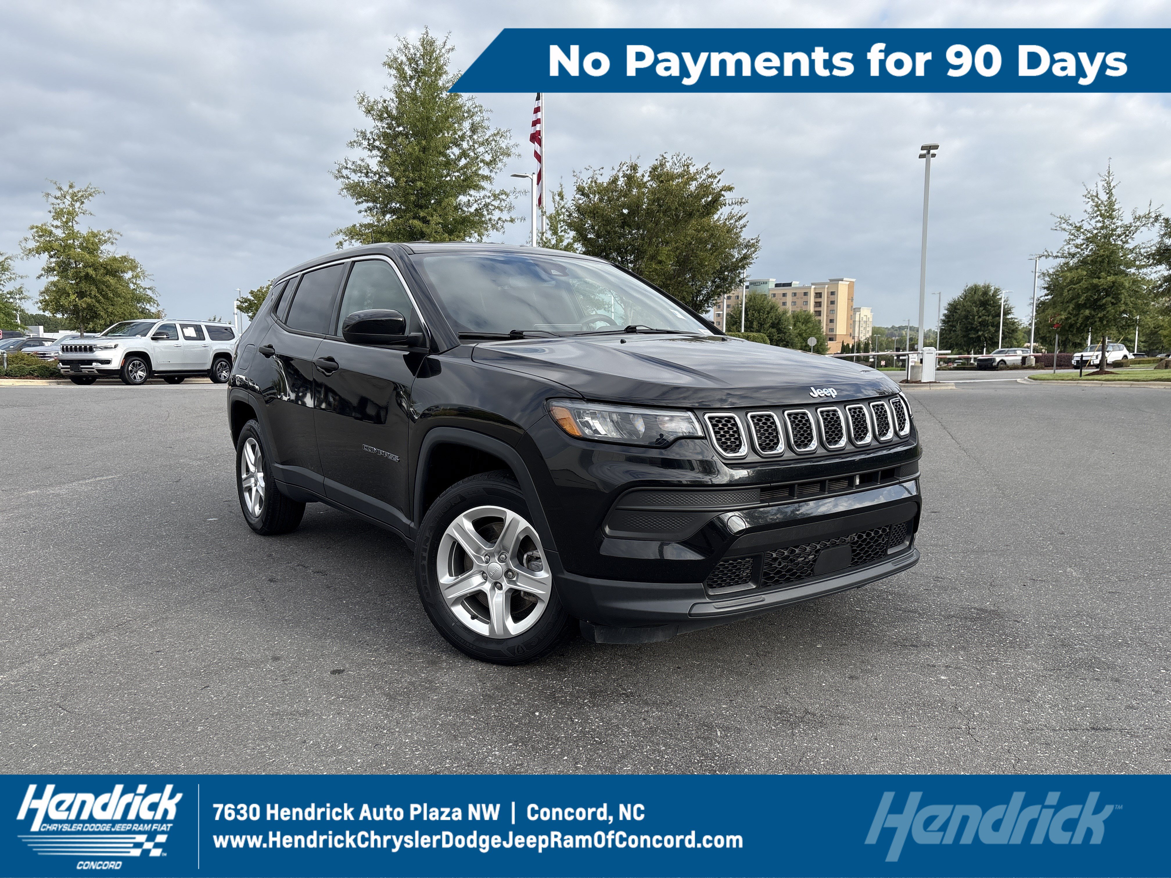 Used 2023 Jeep Compass Sport AWD/4WD image 1