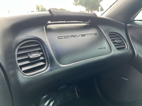 Used 2003 Chevrolet Corvette Z06 w/ Memory Package, 3 Drivers image 48