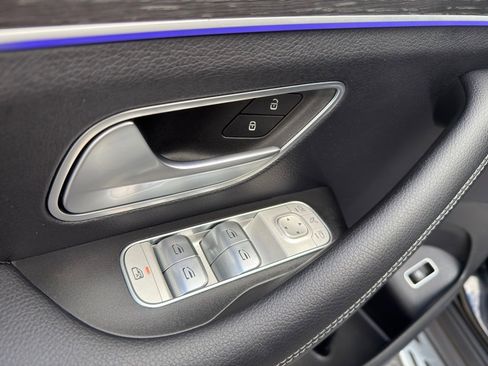 Used 2022 Mercedes-Benz GLE 350 4MATIC w/ Premium Package image 12