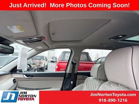 Used 2022 Hyundai Palisade Limited w/ Cargo Package image 9